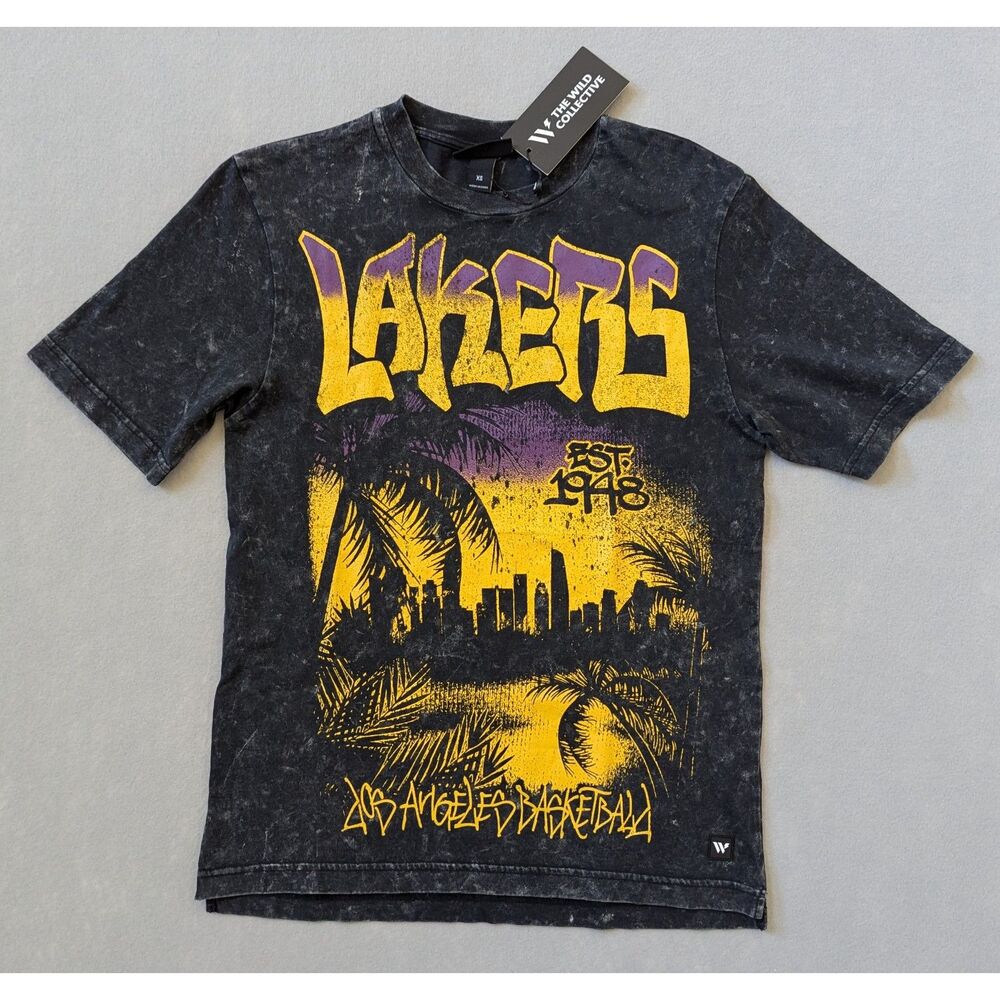 NWT Los Angeles Lakers The Wild Collective NBA T-Shirt XS